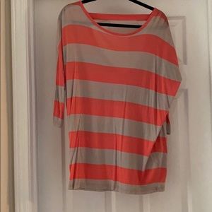 2/$10 😛 3/4 sleeve top